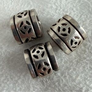 Authentic Pandora Sterling Silver Skipping Stones Charm ID 790205 Elegant